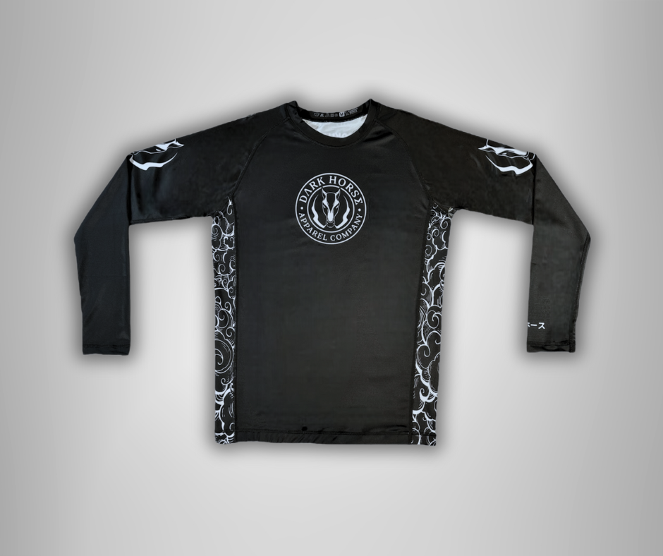 Essentials Rash Guard - Long Sleeve